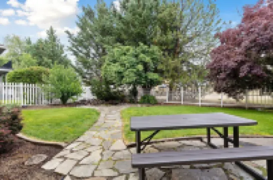 Luxury Villa with King Beds, Game Room, Sleeps 11 فنادق في 