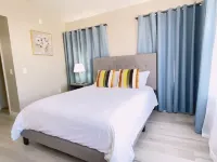 Pool House Newly Remodeled 3bed/2.5bath  Near DT Summerlin/Red Rock Hotels near Red Rock Canyon National Conservation Area