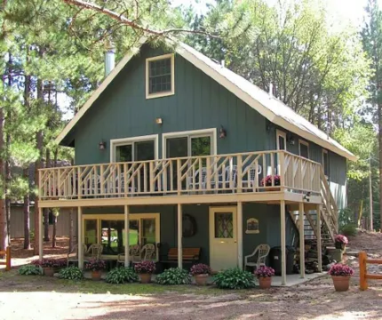 Spacious Resort Home on 10th Fairway - 6 Bedrooms, 3 Baths. GOLF, SKI, SPA