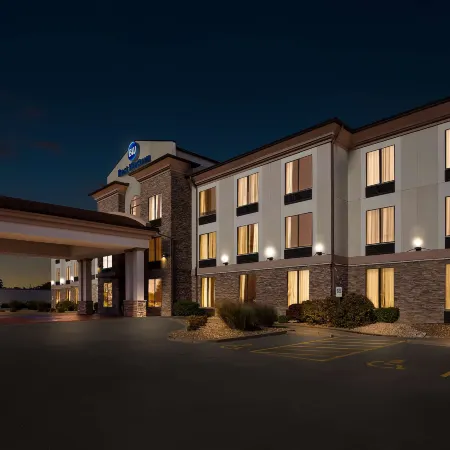Best Western St. Louis Airport North Hotel  Suites