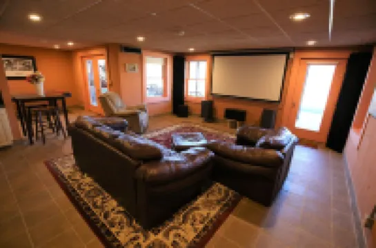 Claytor Lake waterfront, near Blacksburg, VT, RU, Blue Ridge and more.