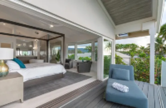Modern Beachfront Luxury Property 4 Bed 4 Bath on Oahu’s North Shore
