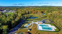 Family Stays: Middletown, CT