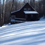 Woodland secluded cabin on 7 acres, with private dock and kayaks