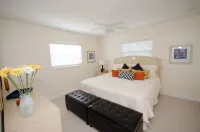 Groups, Families & Pet Owners Dream! 3min walk to beach & 7min to National Park!