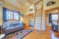 Charming 2-bedroom cottage with AC, WiFi in welcoming Waynesville