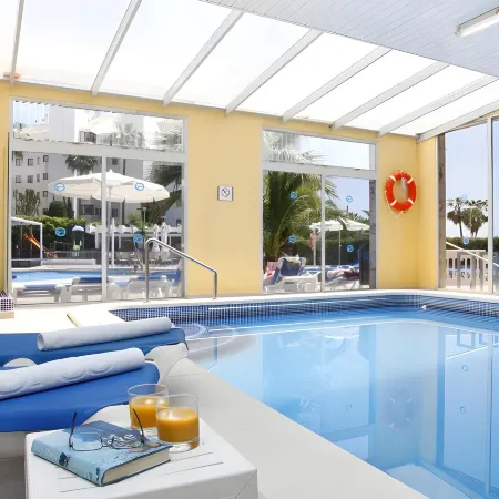 Suites Roc Portonova