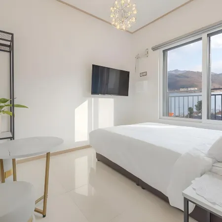 Gaypeng Poolvilla Lisum Five Penison Отели рядом с достопримечательностью «Железнодорожный парк в Капхёне»