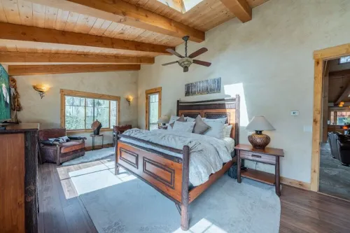 ASPEN CREEKSIDE LODGE- A Stunning Family and Corporate Retreat