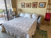 Sunset in Paradise Oceanfront 1Br/1BA Condo at Kona Reef Fast WiFi & Dual AC