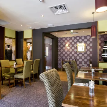 Premier Inn Aberdeen Airport (Dyce) Hotel