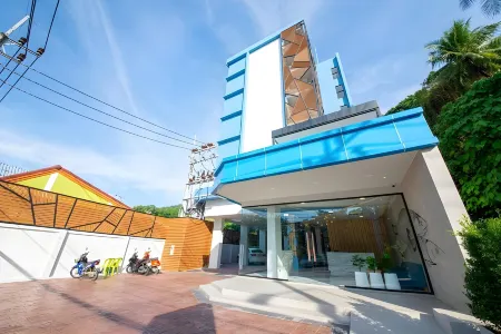 Golden Paradise Hotel