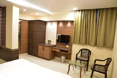 Kamals Inn Hotel dekat Gorakhnath Temple