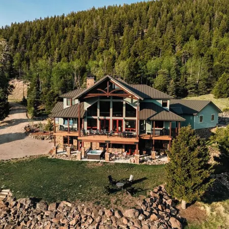Amazing 3-Level Home.  Perfect for 3-Generation Family Visits.  Sunsets & Elk.