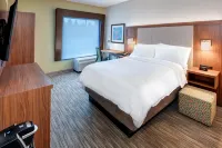 Holiday Inn Express & Suites WEST LONG BRANCH - EATONTOWN by IHG Hotel a 