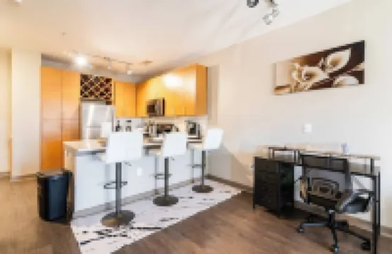 Cozy studio in pleasant Charlotte with Pool, fitness room, WiFi