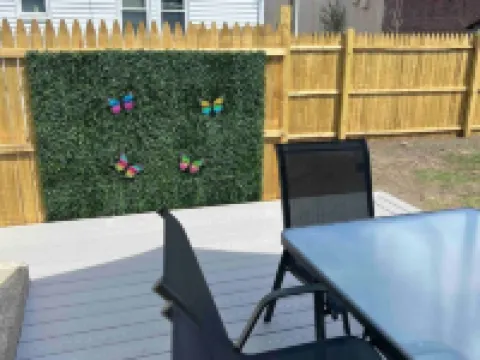 Remodeled Townhouse close to Boston Hotels in Watertown