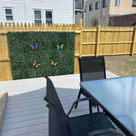 Remodeled Townhouse close to Boston