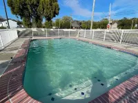 Hibiscus Inn & Suites Hotels in Absecon