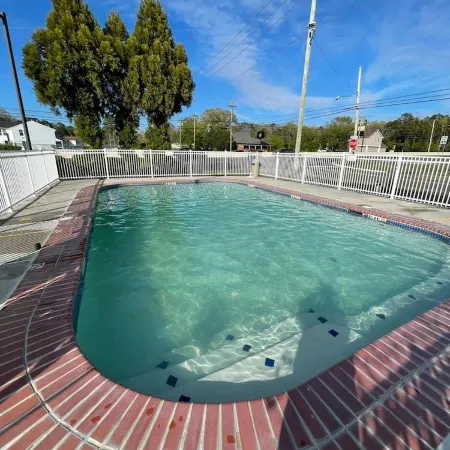 Hibiscus Inn & Suites