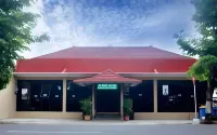 RedDoorz Near Living Plaza Purwokerto Hôtels à : Purwokerto
