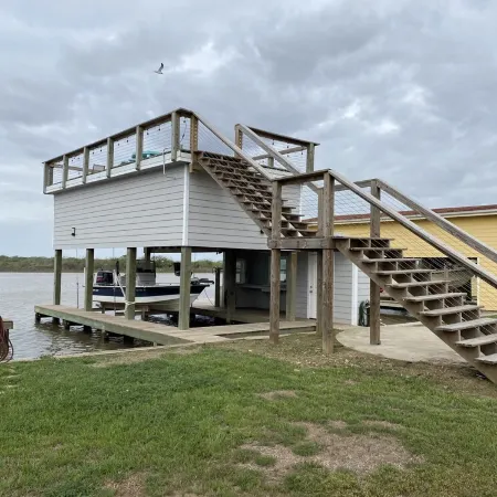Caney Creek Fishing Lodge