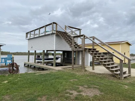 Caney Creek Fishing Lodge