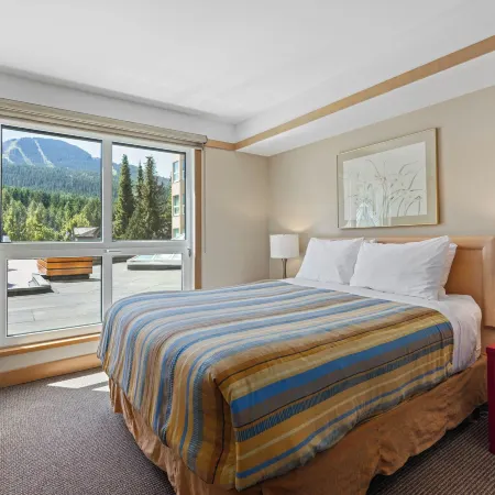Le Chamois by Whistler Premier