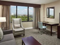Hilton Houston Plaza/Medical Center Hotels near TDECU Stadium