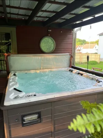 The Farrow House- Canoe, Bike, Hike, Historic, Hocking Valley Railroad,