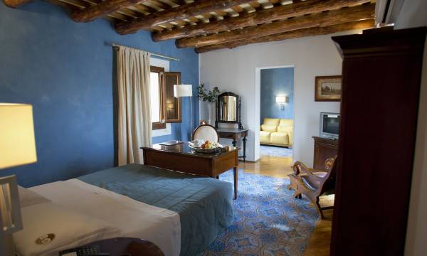 Hotel Carmine