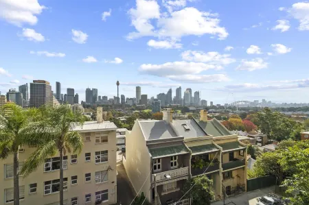 Modern Potts Point Studio