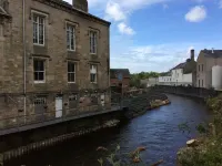 西湖區的兩卧室小木屋，寵物友好 威格頓酒店