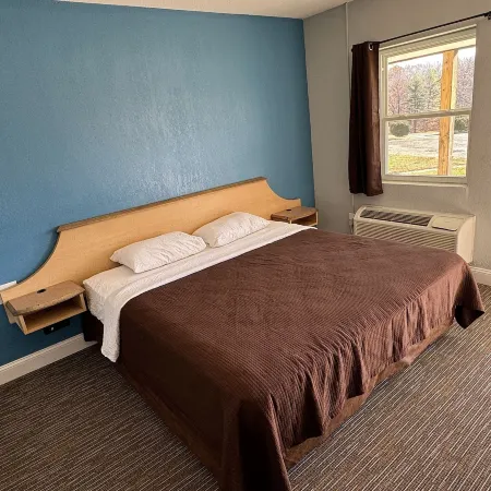 Budget Inn