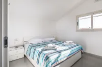 Artemide: Mansarda Vista Mare