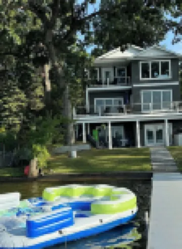 New 2024! Stunning Lake Front Home Magician Lk, 5 Bedrms, 6 Baths, Sleeps 14