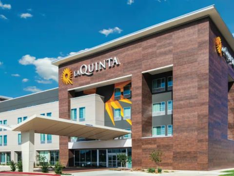La Quinta Inn & Suites by Wyndham Olive Branch