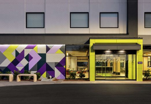 스파크 바이 힐튼