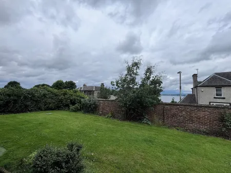 Richmond Park Hotel Отели в г. Линлитгоу