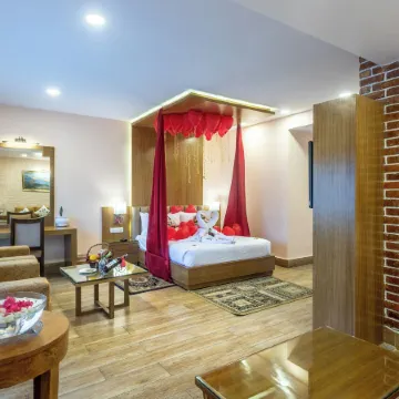 Dreamland Gold Resort & Hotel