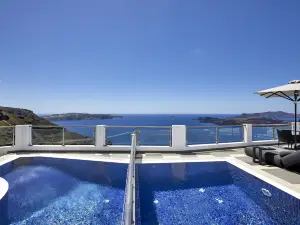 Petit Palace Suites