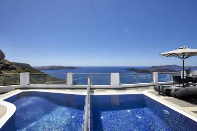 Petit Palace Suites Hotels in Mesaria