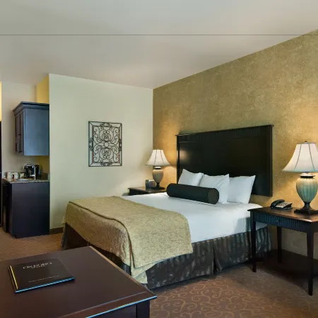 Oxford Suites Boise