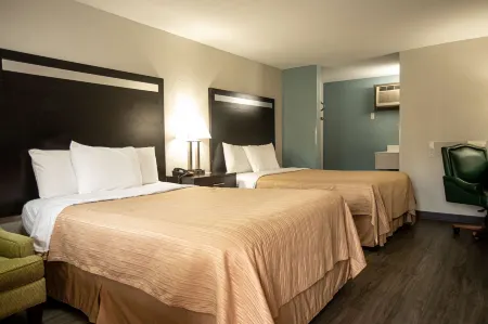 Knights Inn Mount Airy Отели рядом с достопримечательностью «Парк Риверсайд»