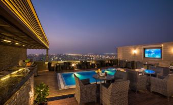 Naviti Warwick Dammam