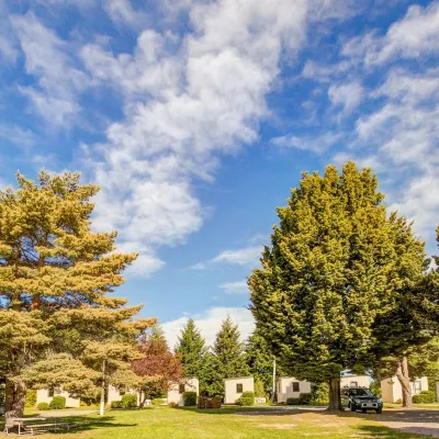 Te Anau Lakeview Holiday Park & Motels Hotels near Kepler Track