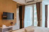 Elegant and Comfy Studio at Tamansari Iswara Apartment Hotels in Rawalumbu