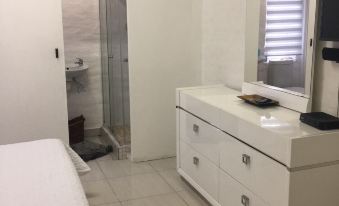 Patzerella's Cozy Nest