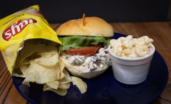 Austin's Chuckwagon Lodge