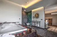 NEHİR Otel Hotels in Pelitli Belediyesi